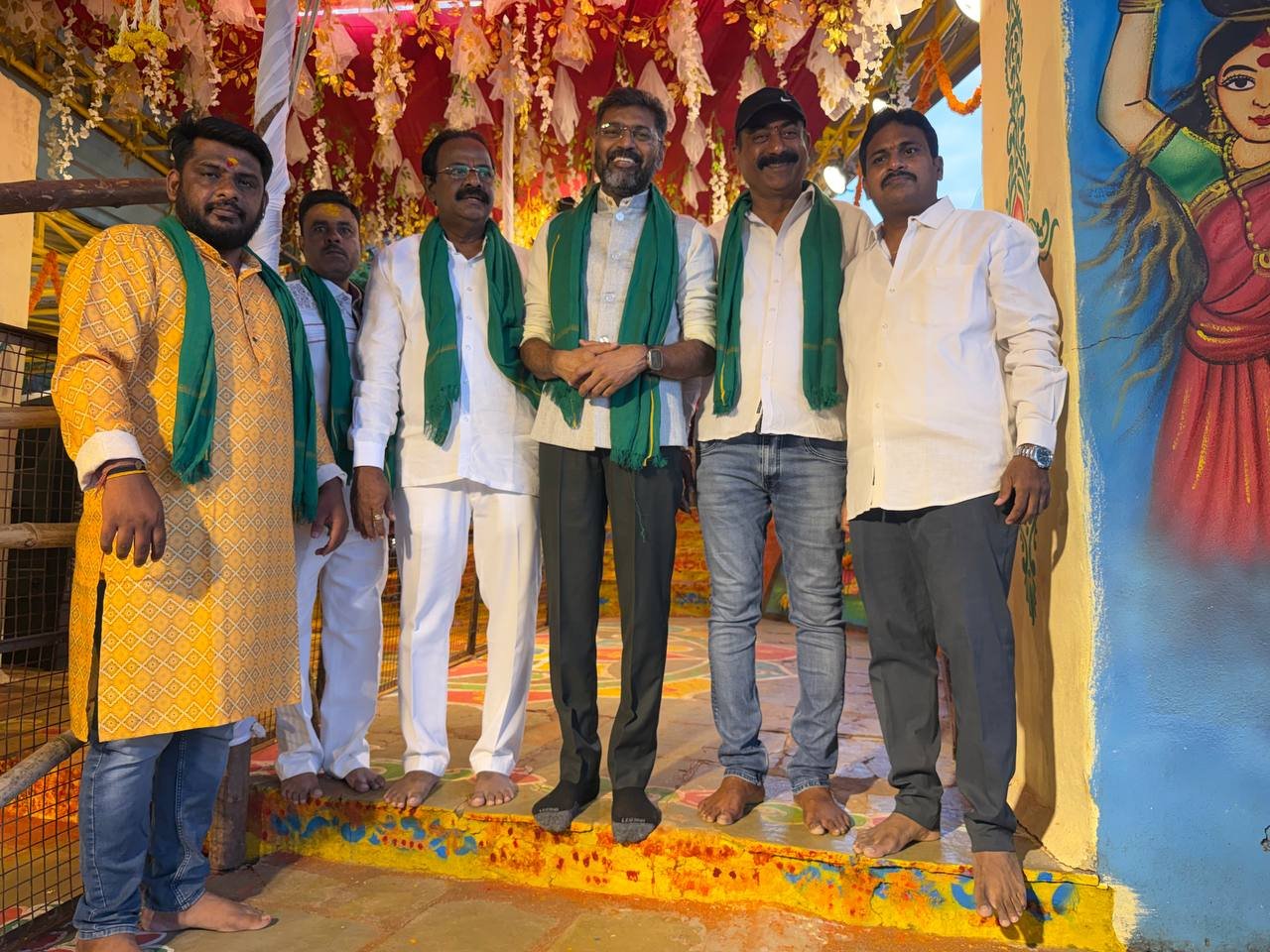 The first 'Nazar Bonam' offering to Goddess Jagadambika (Patelamma) of Golconda.